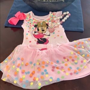 2t Minnie Mouse tank and skort